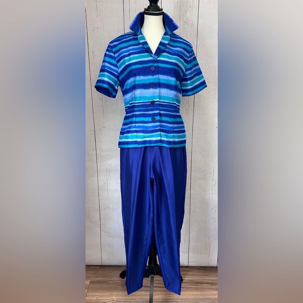 Sag Harbor Vibrant Suit | Pantsuit Short sleeve Size 8